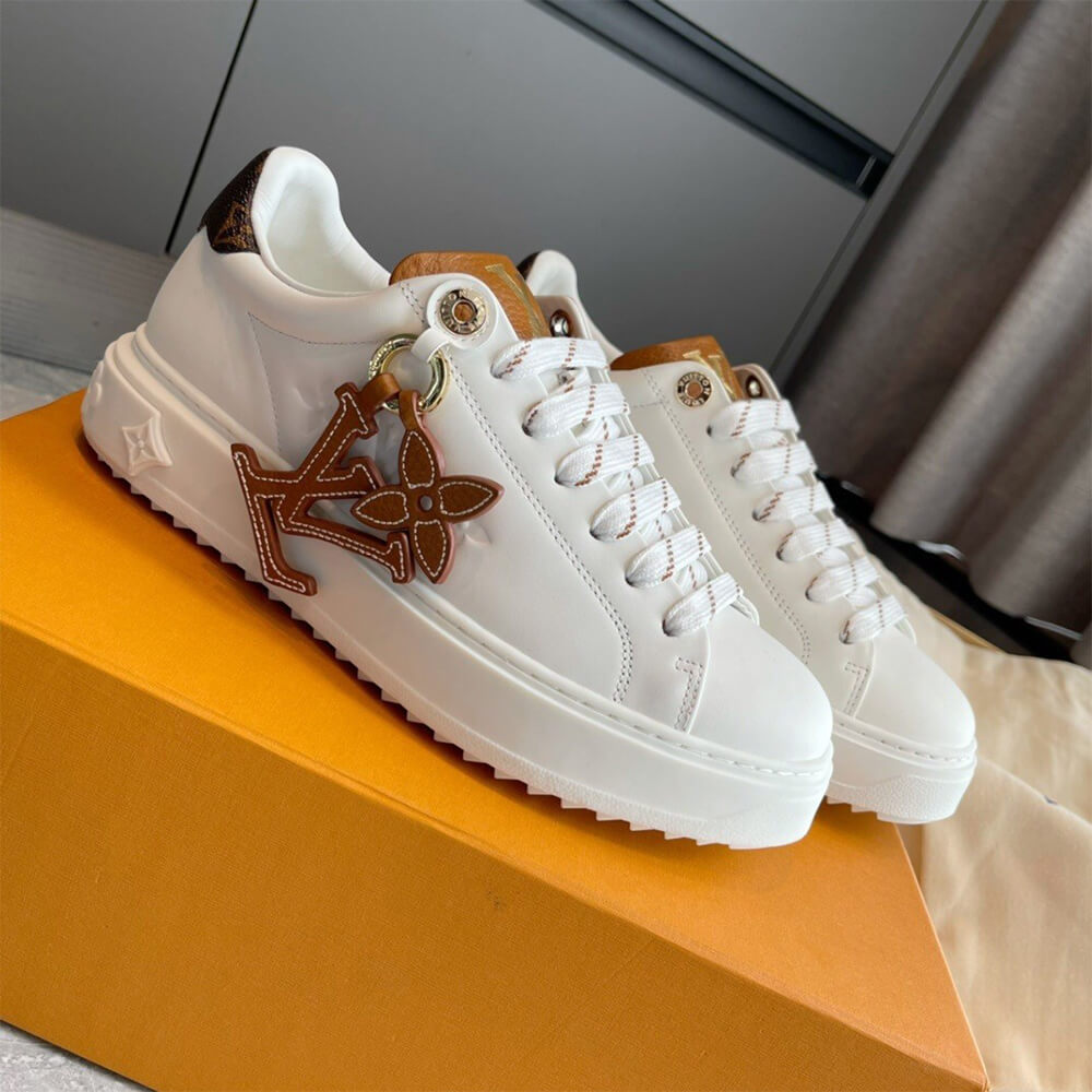TIME OUT SNEAKER